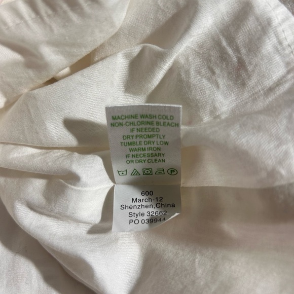 Lilly Pulitzer Alexi Resort white clip dot front zip
Dress size 6 - Picture 10 of 11